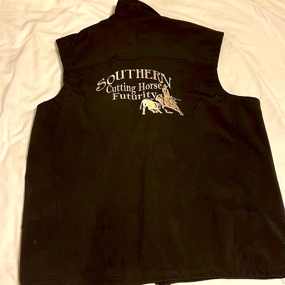 Port Authority vest. Size xl